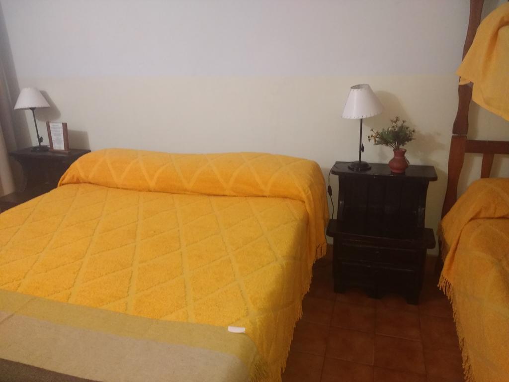 Satiri Hotel *